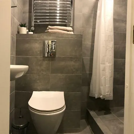 Center Gray Studio * كلابيدا