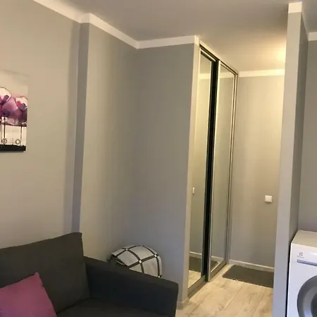 Center Gray Studio * كلابيدا